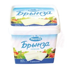 Fromage blanc en saumure "Brinsa neschnaja" 40% de matières grasses dans la pâte Белый сыр в рассоле "Брынза нежная" 40% жира