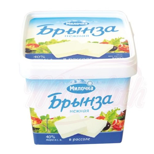 Fromage blanc en saumure "Brinsa neschnaja" 40% de matières grasses dans la pâte Белый сыр в рассоле "Брынза нежная" 40% жира