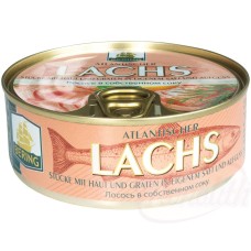 Morceaux de saumon (Salmo salar) avec peau et arêtes dans leur propre jus et infusion ЛОСОСЬ В СОБСТВЕННОМ СОКУ