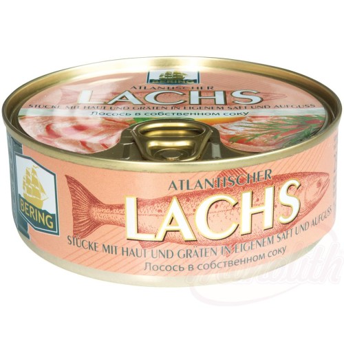 Morceaux de saumon (Salmo salar) avec peau et arêtes dans leur propre jus et infusion ЛОСОСЬ В СОБСТВЕННОМ СОКУ